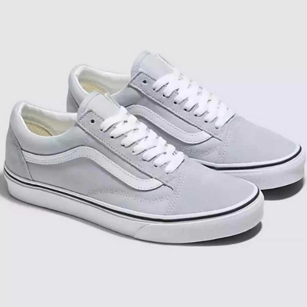 VANS OLD SKOOL SNEAKERS